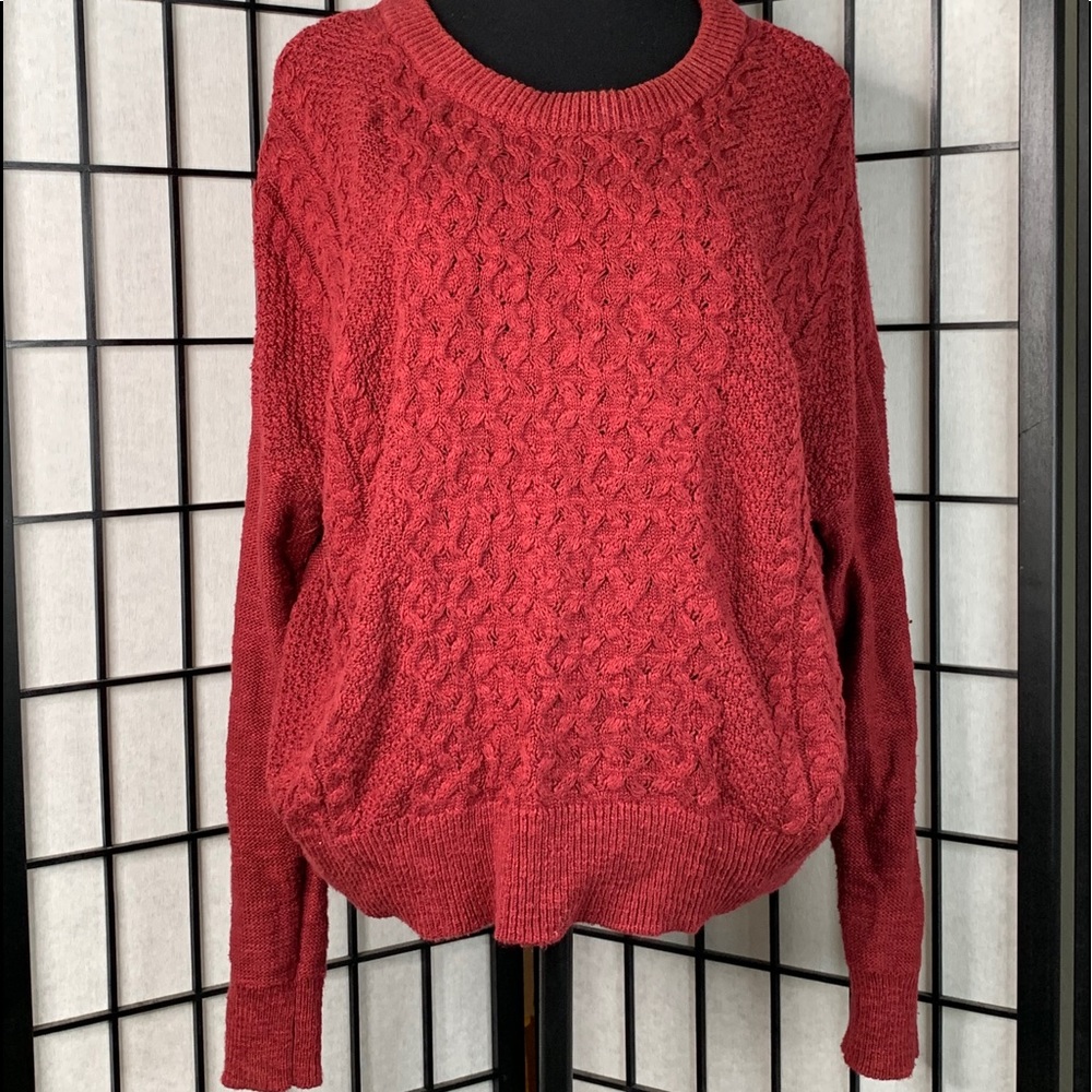 SWEATER TOP